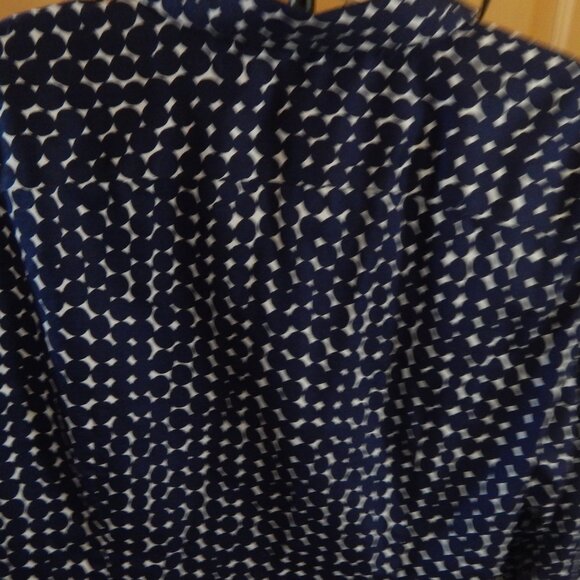 Ladies CHAPS Button-front Blouse - Top - Shirt -- Size XL - Long Sleeve - Picture 7 of 8